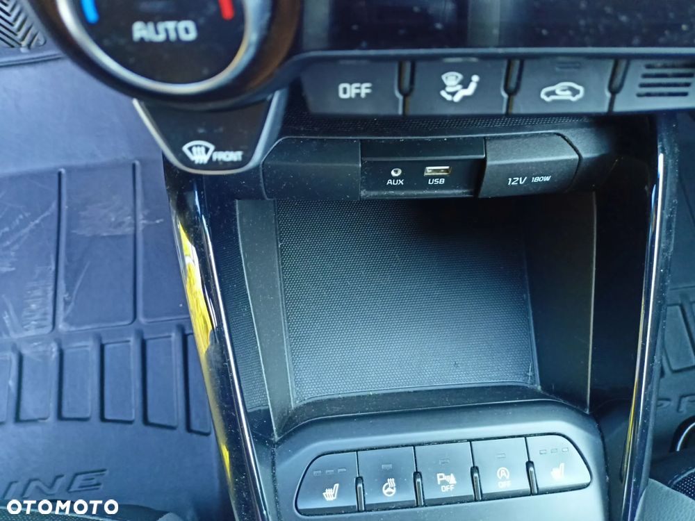 Kia Stonic 1.4 L - 15