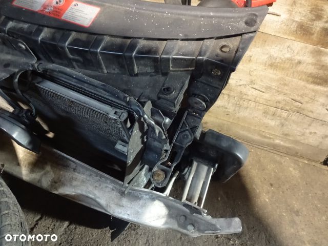 Kompletny pas przedni Audi A6 C6 3.2 V6 TSI - 4