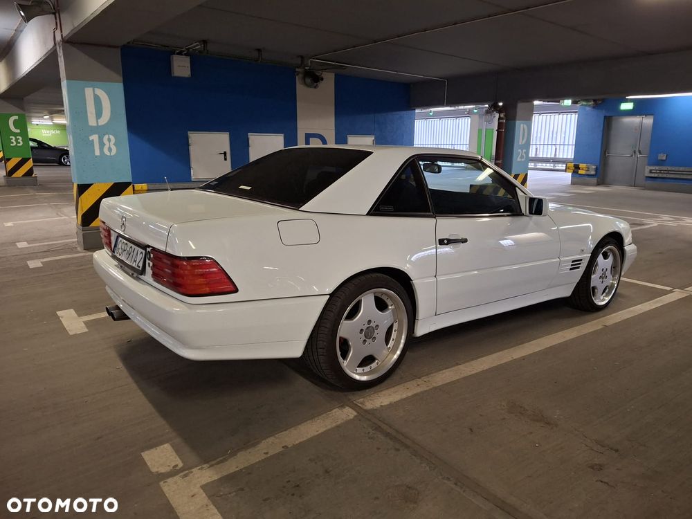 Mercedes-Benz SL - 13
