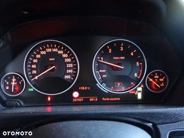 BMW Seria 3 320d Edition Luxury Line Purity - 8