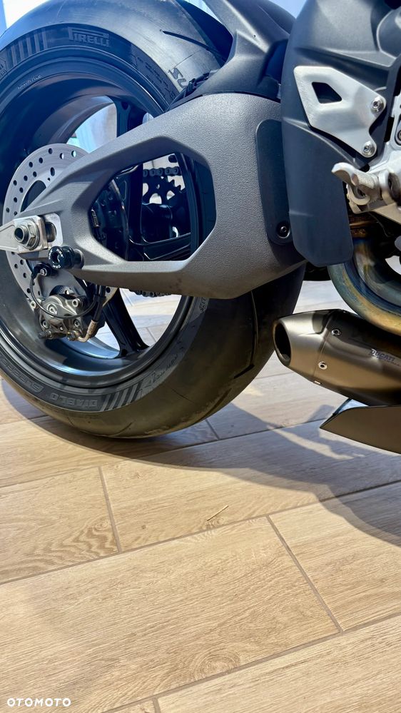 Ducati Panigale V4S - 6