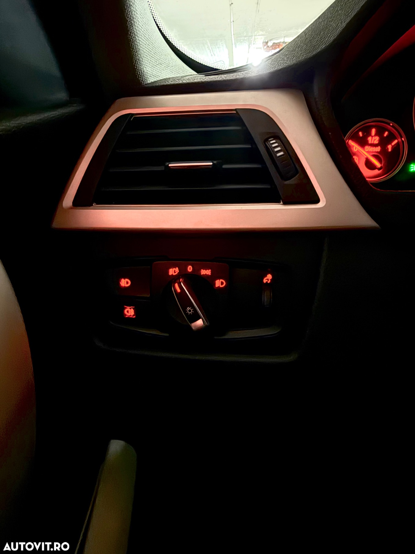 BMW Seria 3 316d Aut. - 13