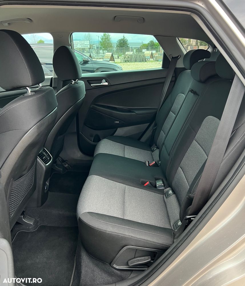 Hyundai Tucson blue 1.6 CRDi 2WD DCT Premium - 14