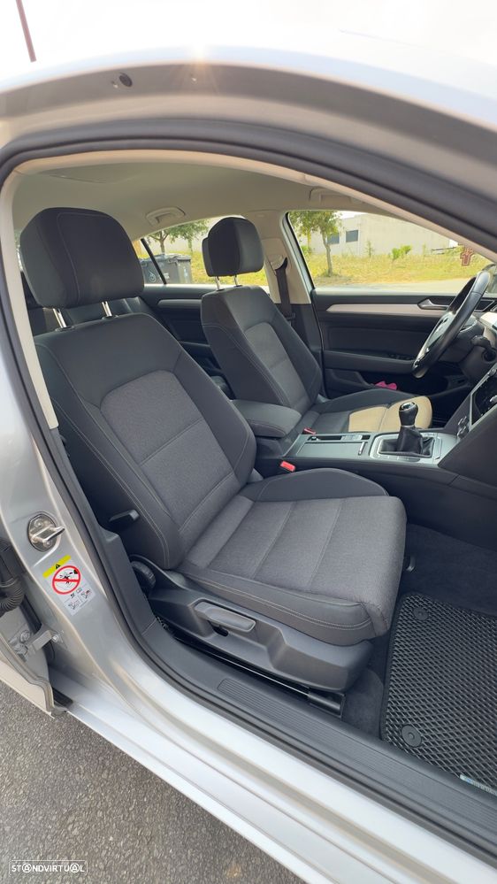 VW Passat 2.0 TDI Confortline - 7