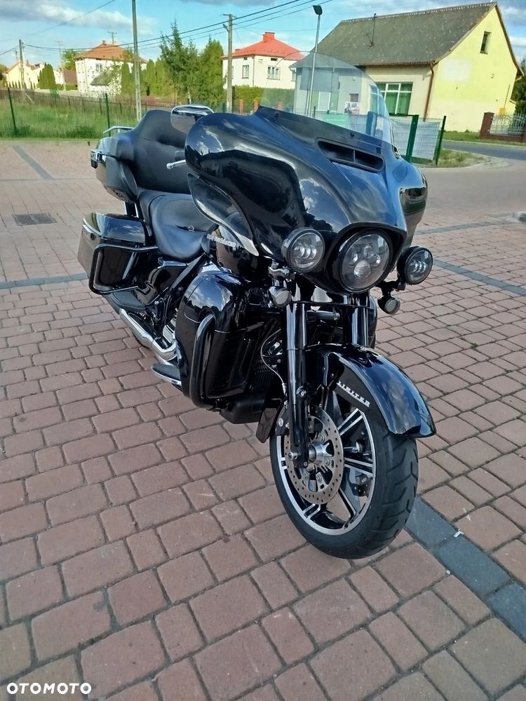 Harley-Davidson Touring Electra Glide - 12