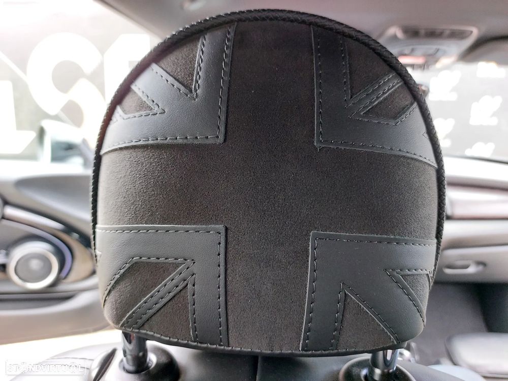 MINI 3 Portas Cooper S Aut. - 18