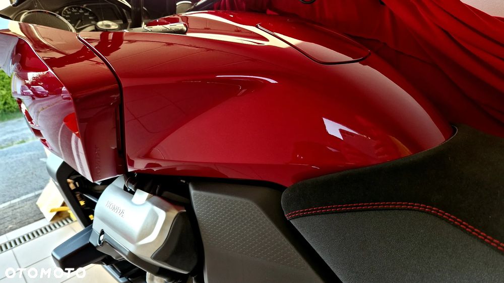 Honda CTX - 9