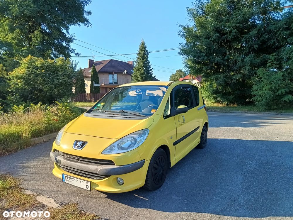 Peugeot 1007 1.4 Trendy - 1