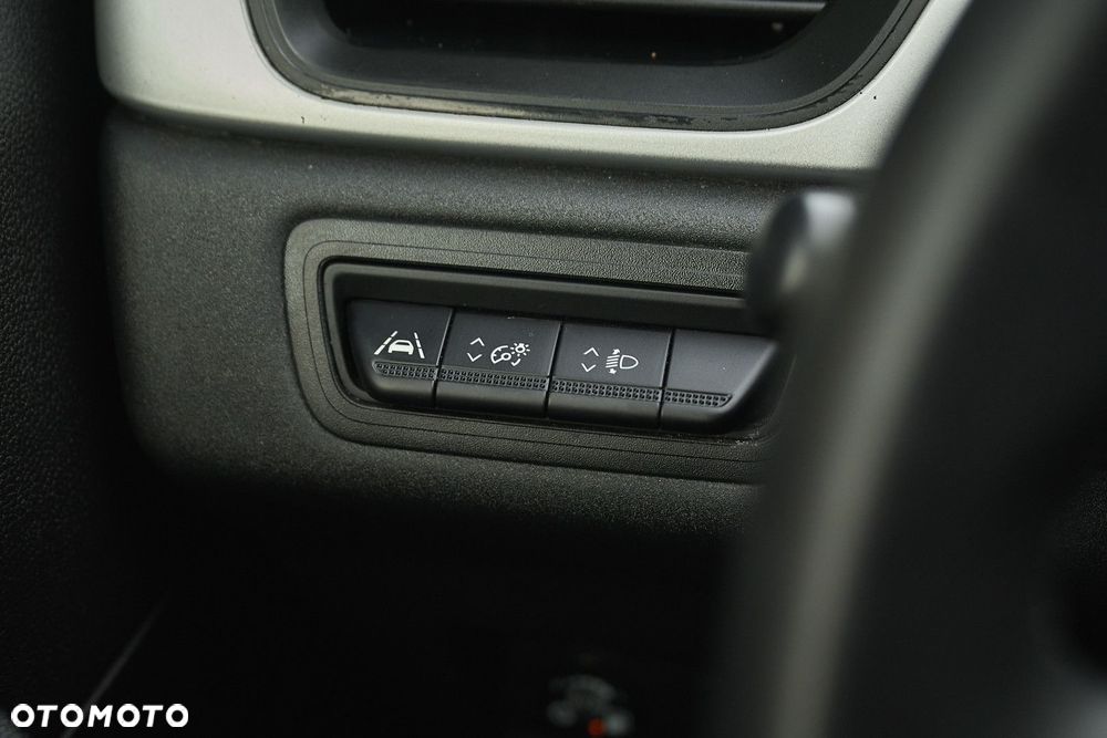 Renault Captur - 31