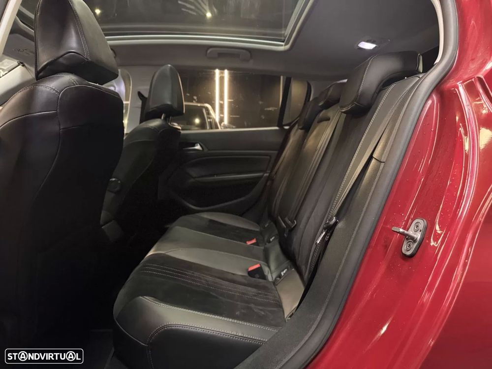 Peugeot 308 1.2 PureTech Allure - 21