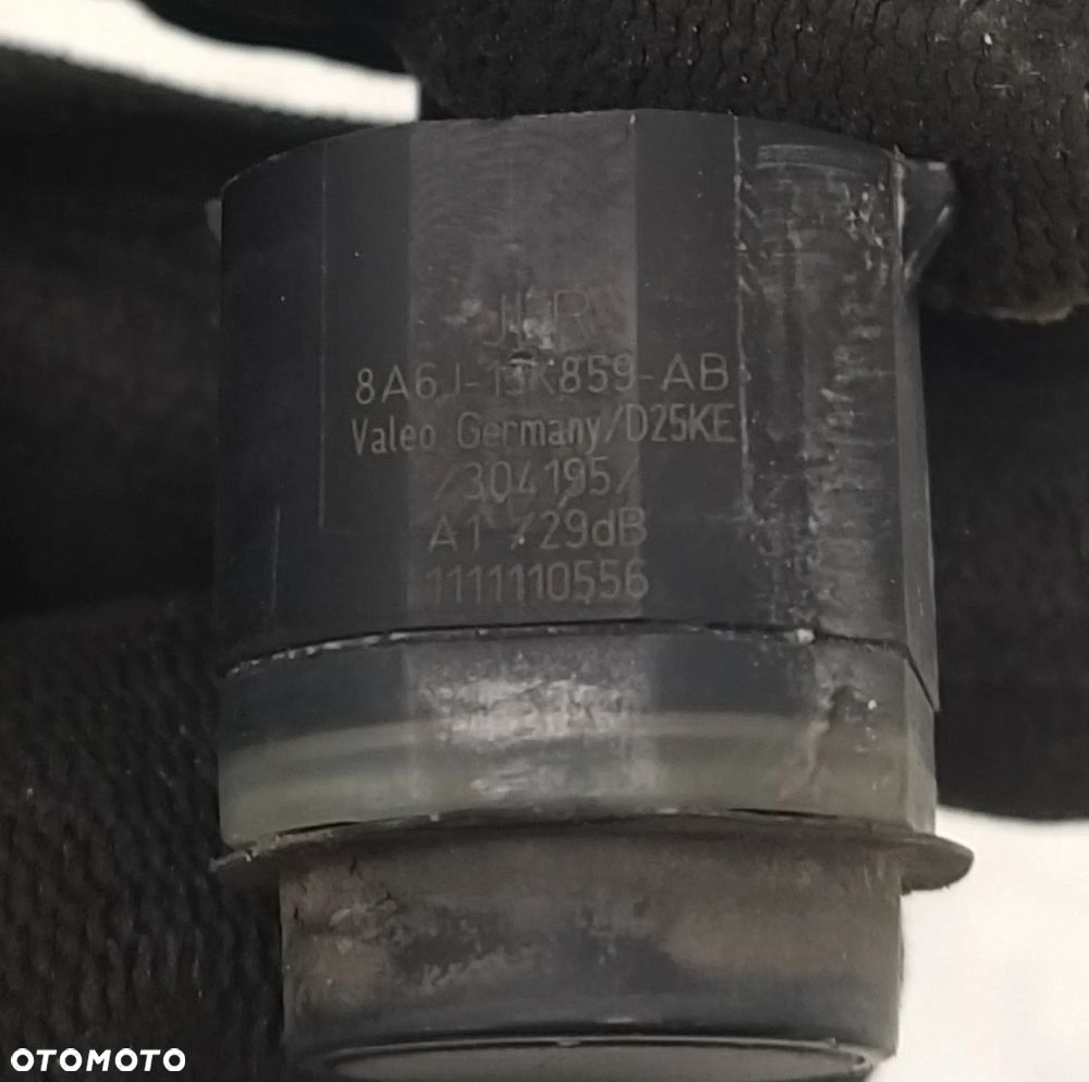 JAGUAR XJ X351 ELEMENTY ZDERZAKA PRZÓD KRATKA ŚRODKOWA LEWA PRAWA WIĄZKA KABEL PDC 4XPDC CZUJNIKI PARKOWANIA SPRYSKIWACZE ABSORBER CZUJNIK UDERZENIOWY ORYGINAŁ - 37