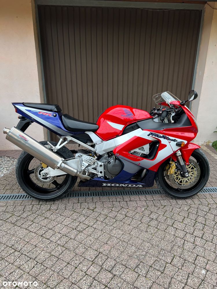 Honda CBR - 10