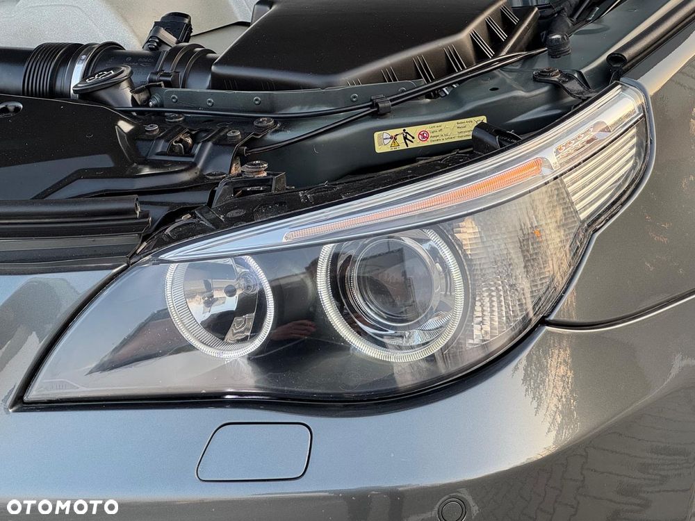 BMW Seria 5 545i - 3