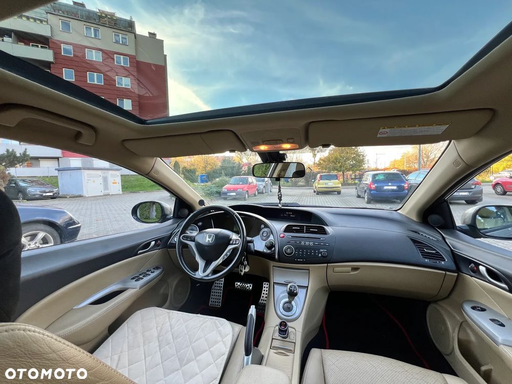 Honda Civic 1.8 Executive - 8