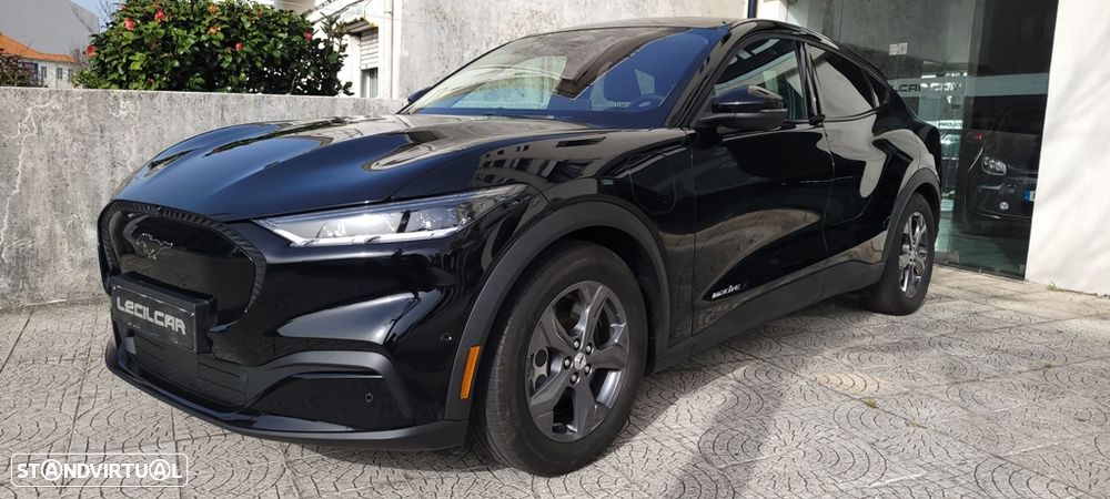 Ford Mustang Mach-E Alargada - 3