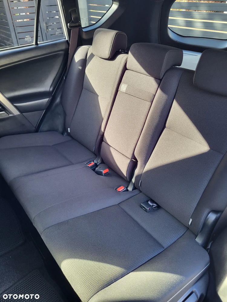 Toyota RAV4 Hybrid Premium 4x2 - 26