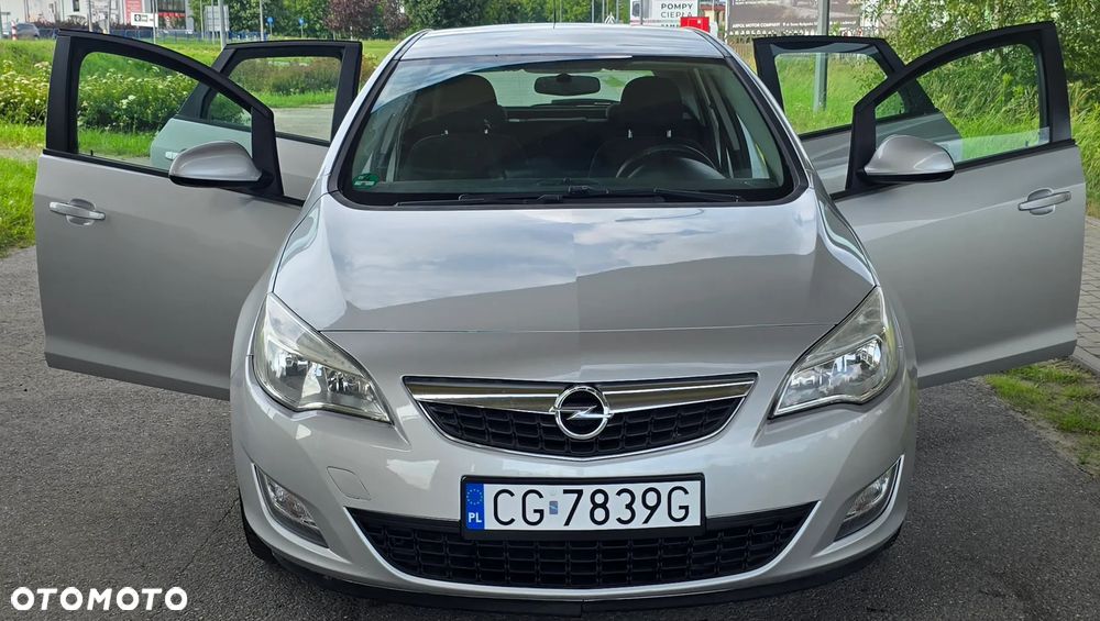 Opel Astra 1.6 Selection - 9