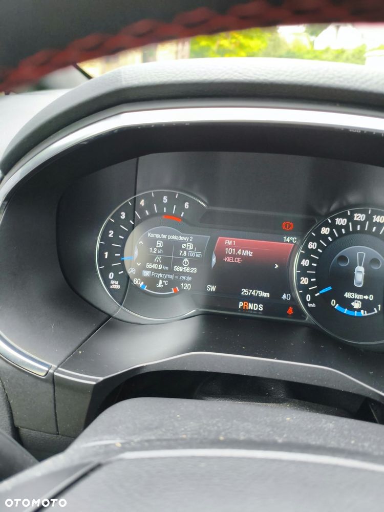 Ford S-Max - 8