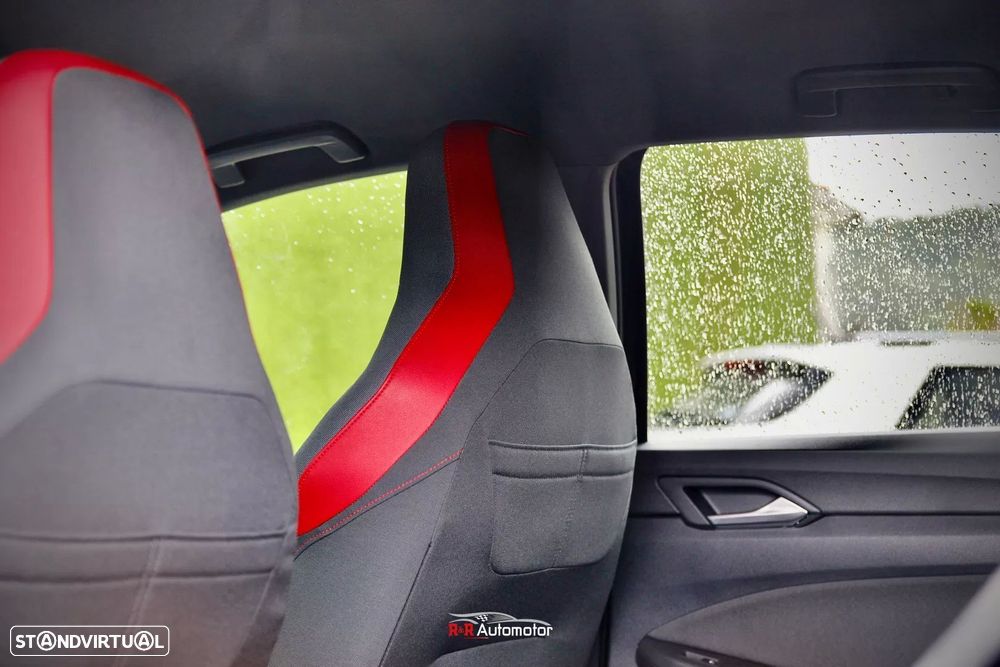 VW Golf 2.0 TSI GTI DSG Performance - 14