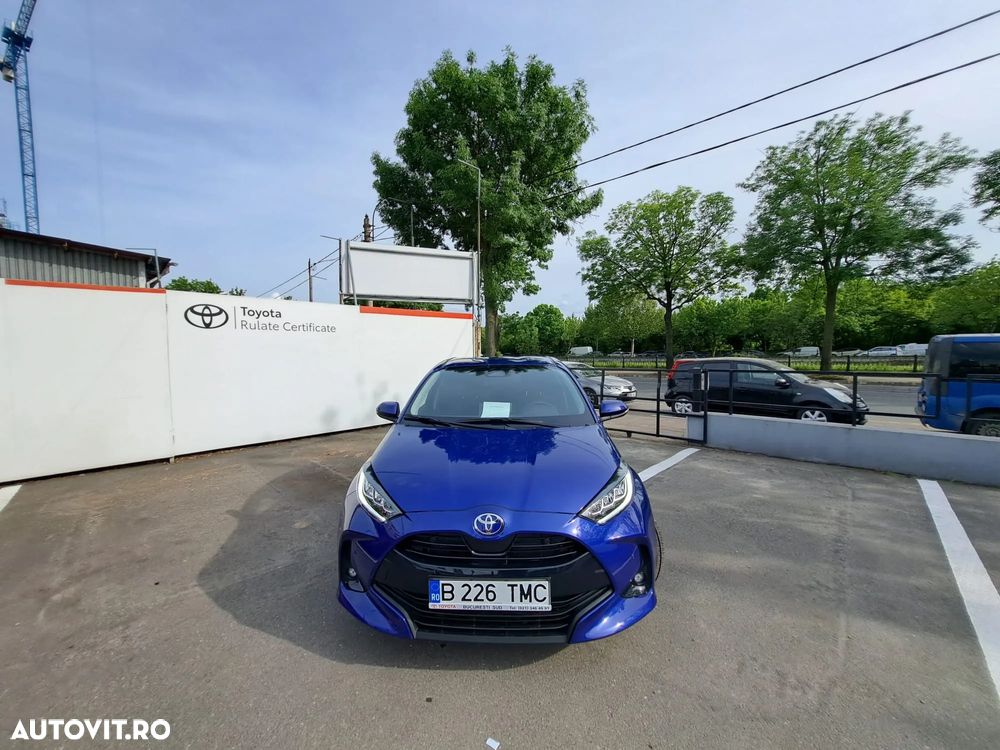 Toyota Yaris - 1