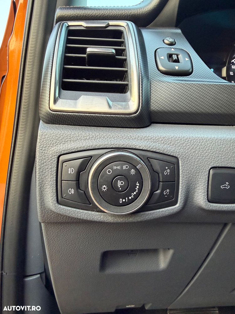 Ford Ranger 4x4 Cabina Dubla WILDTRACK Aut. - 29