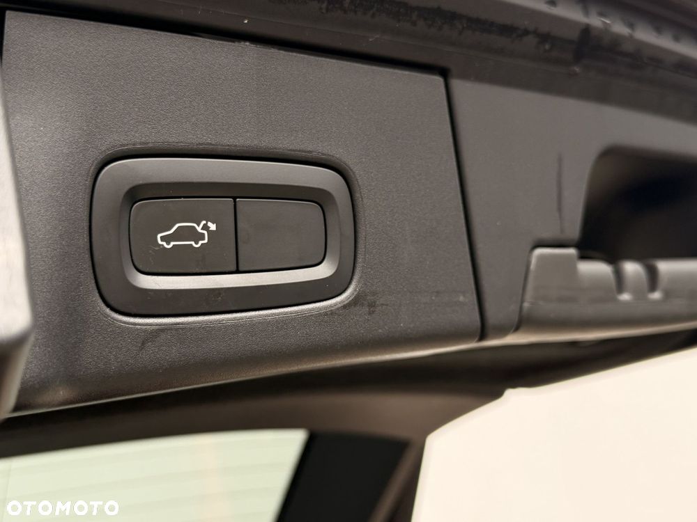 Volvo V90 - 23