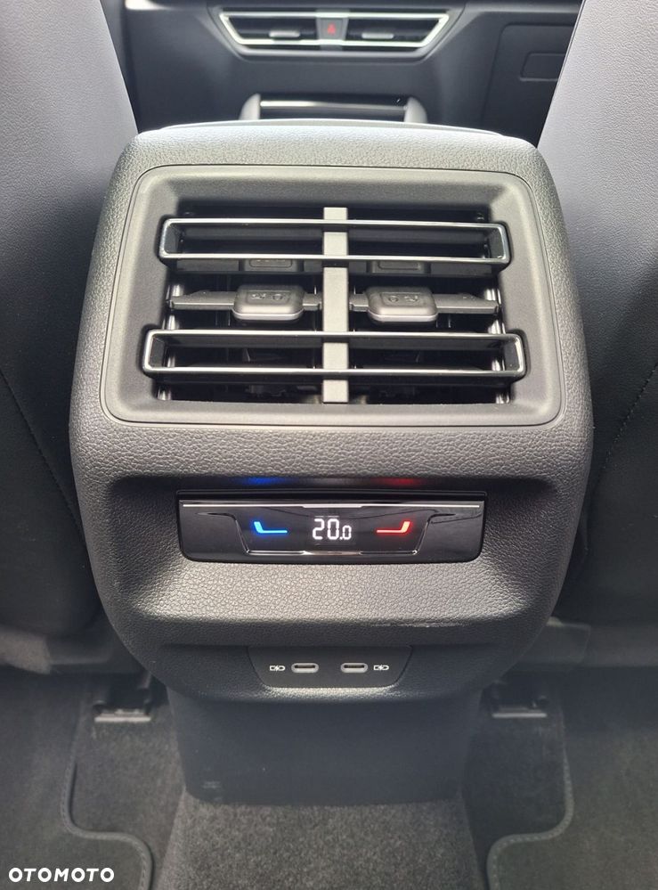 Volkswagen Tiguan 1.5 TSI EVO Elegance DSG - 31