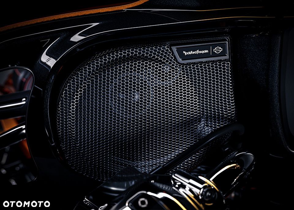 Harley-Davidson CVO Street Glide - 13