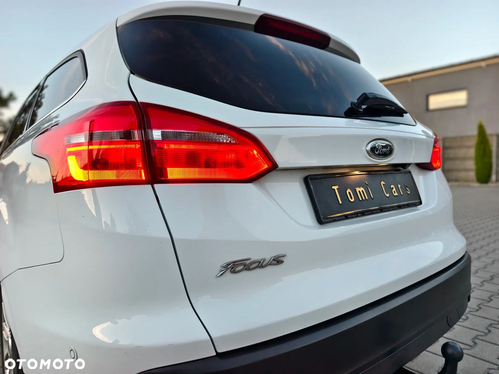 Ford Focus 1.5 EcoBlue Start-Stopp-System TITANIUM DESIGN - 28