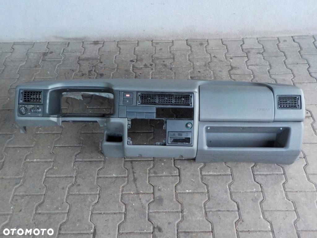 VW T4 96-98 MULTIVAN DESKA ROZDZIELCZA MIĘKKA - 1