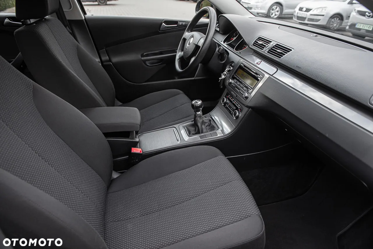 Volkswagen Passat 1.4 TSI Comfortline - 24