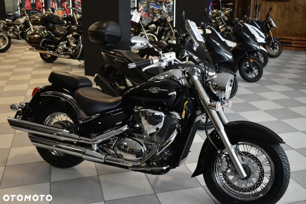 Suzuki Intruder - 40