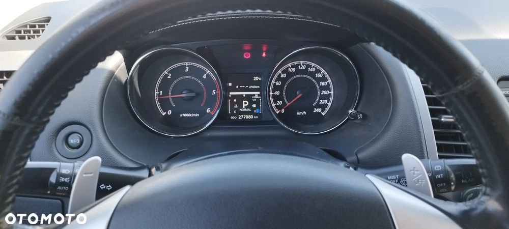Peugeot 4007 2.2HDi Platinum - 14