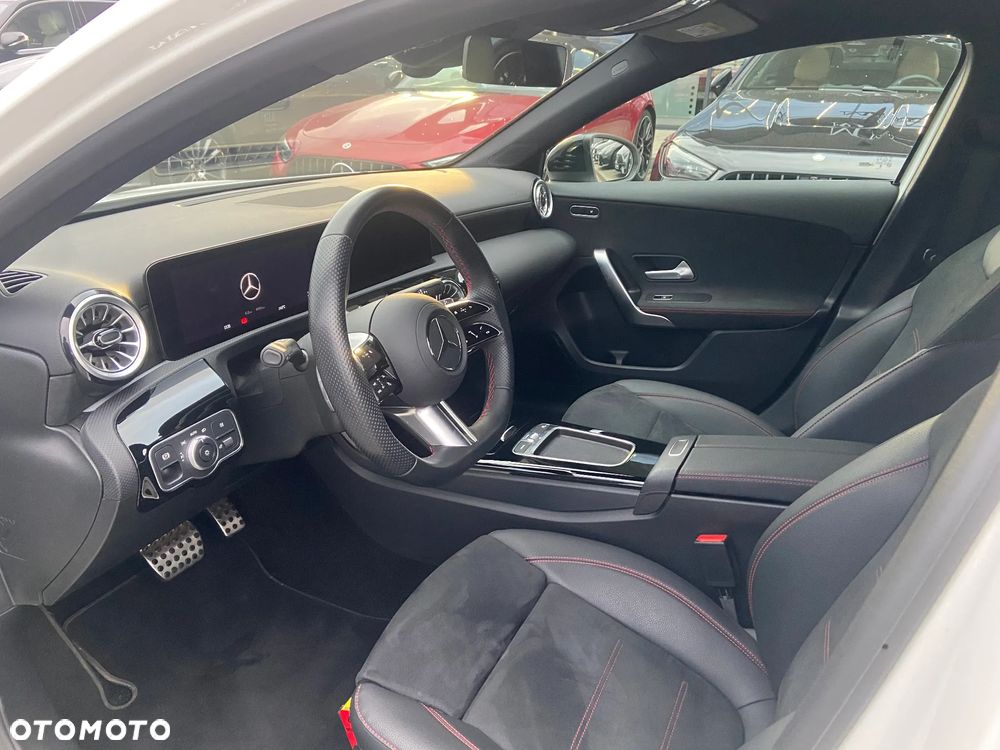 Mercedes-Benz Klasa A 200 AMG Line 7G-DCT - 6