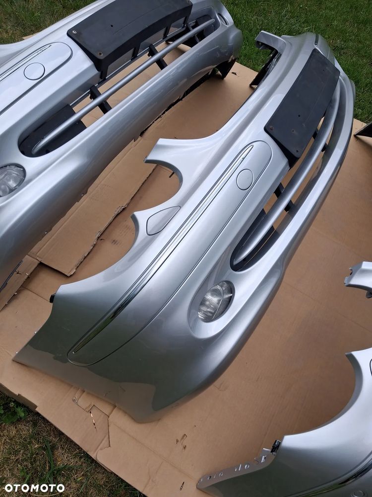 Mercedes W209 CLK maska zderzak błotniki lampy wzmocnienie przód lak 744 - 18
