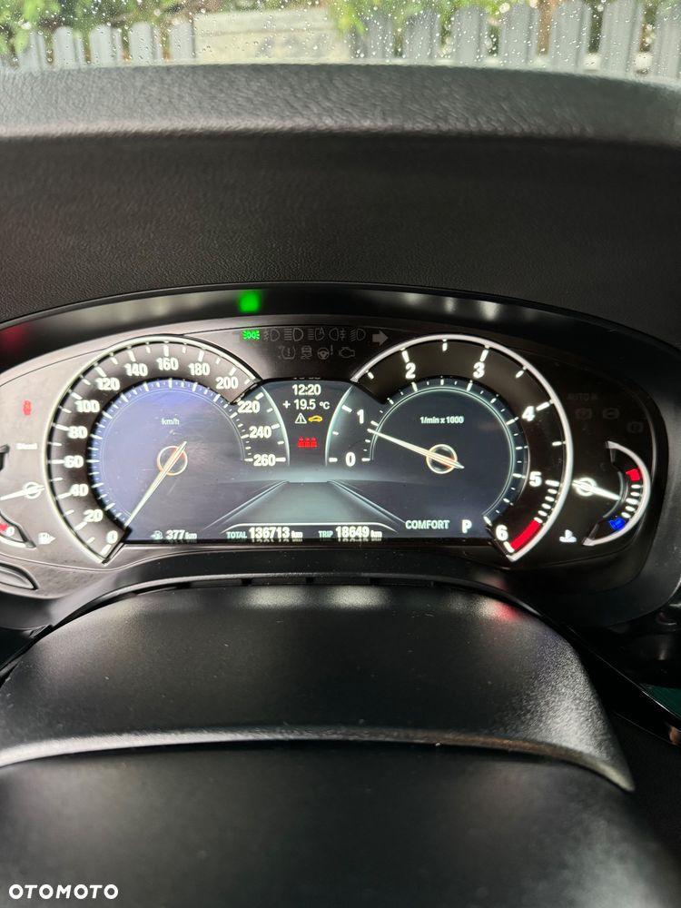 BMW Seria 5 520d xDrive M Sport sport - 29