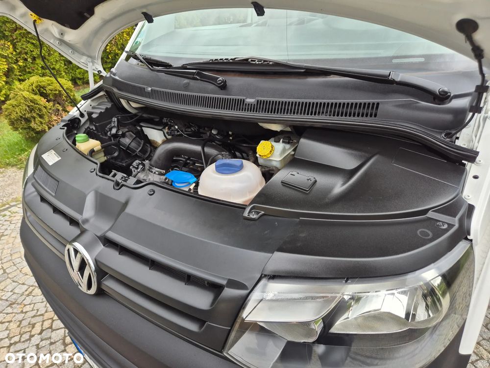 Volkswagen T5 kilka sztuk - 39