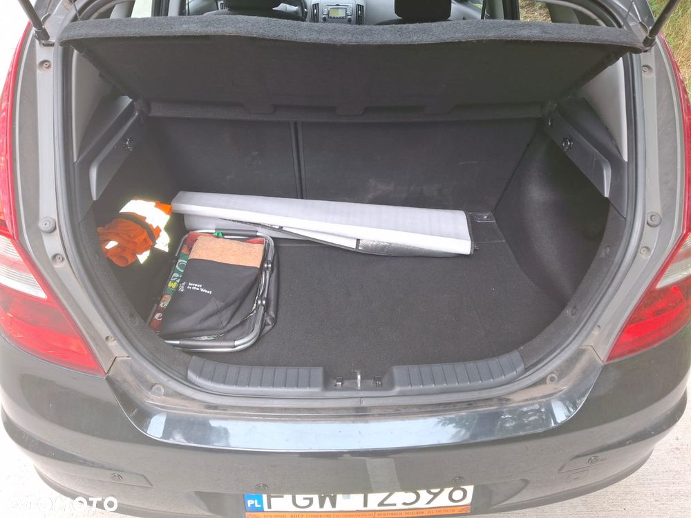Hyundai i30 1.4 Base - 3