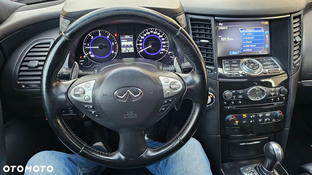 Infiniti FX FX30d S Premium - 38