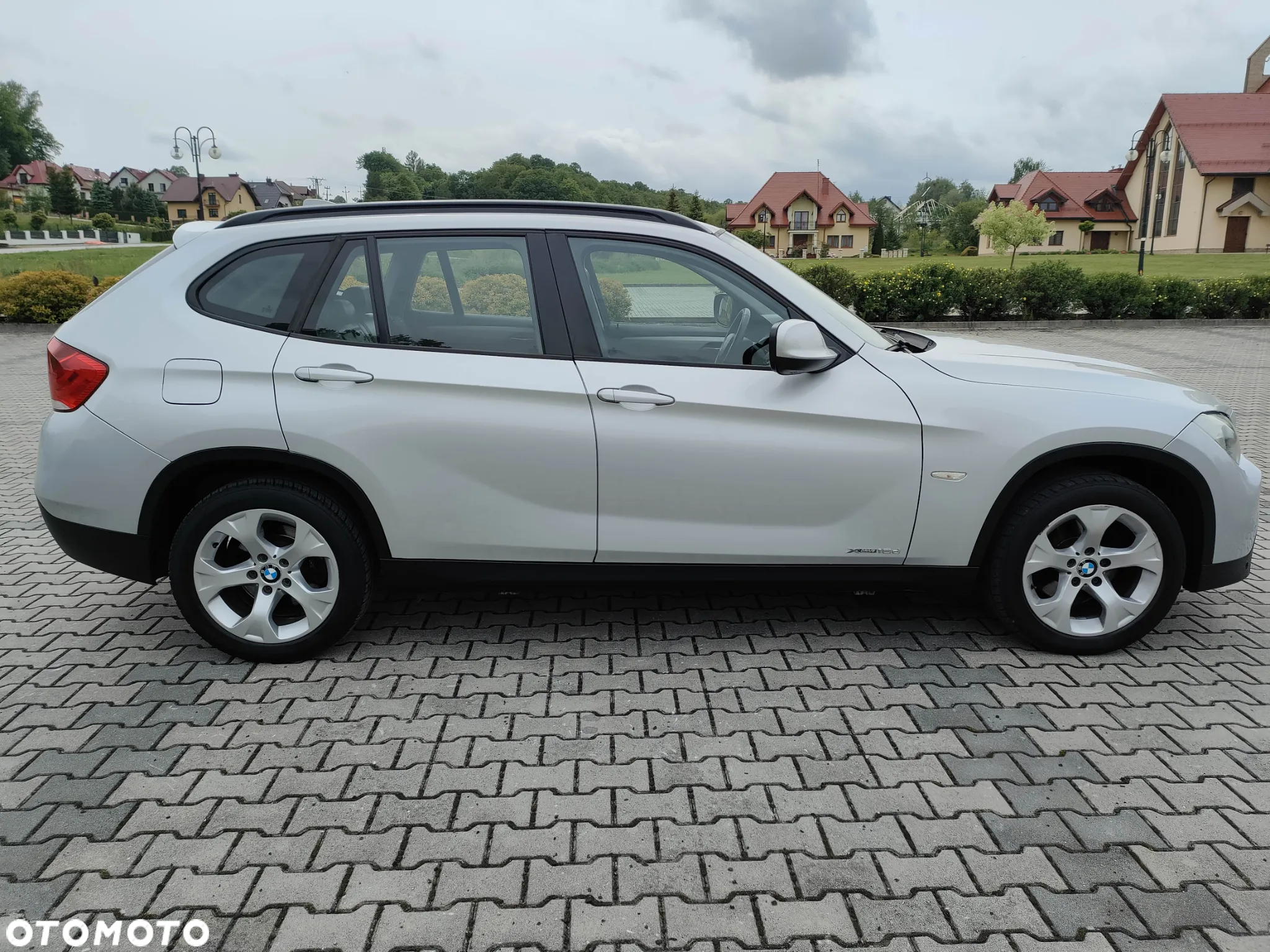 BMW X1 xDrive18d xLine - 10