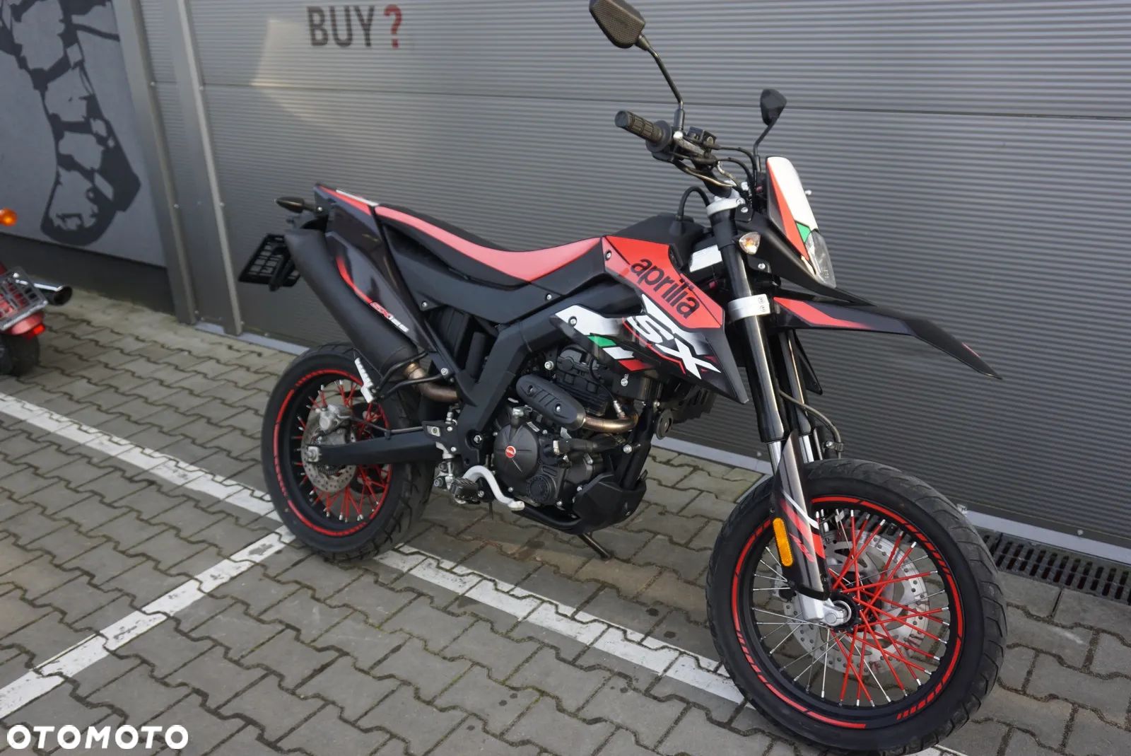 Aprilia SX