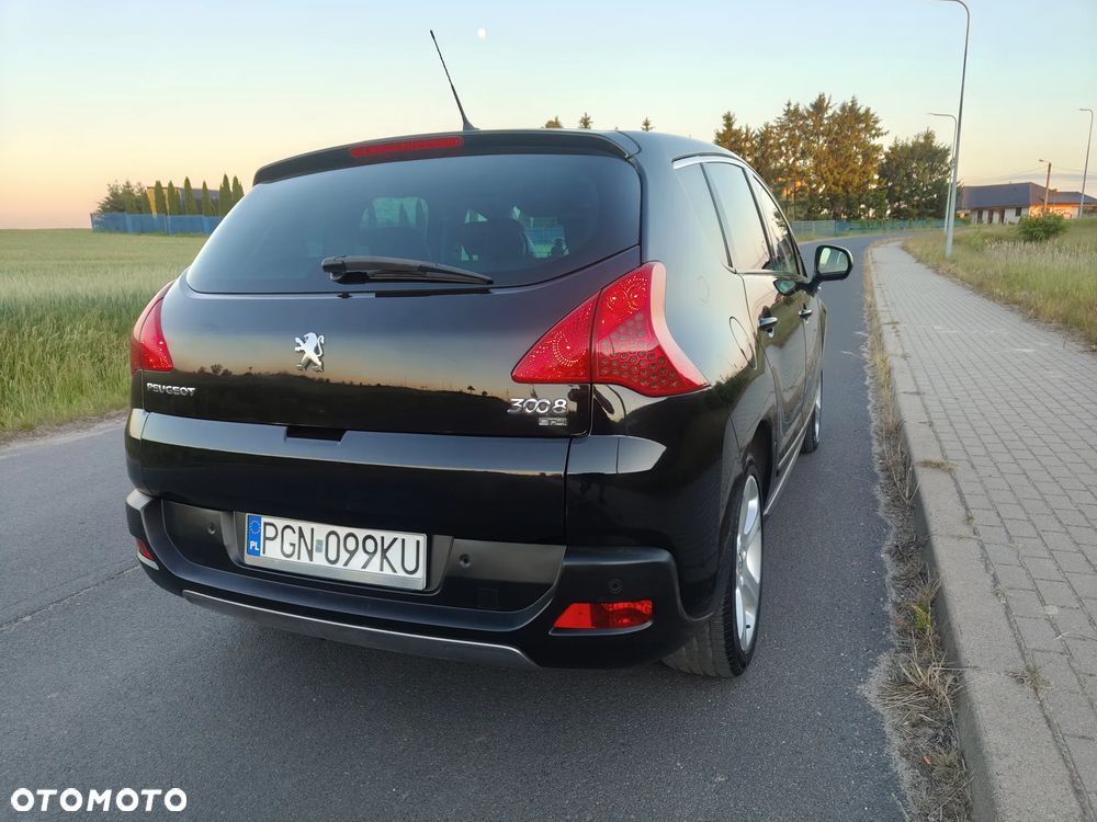 Peugeot 3008 HDi FAP 150 Roland Garros - 6