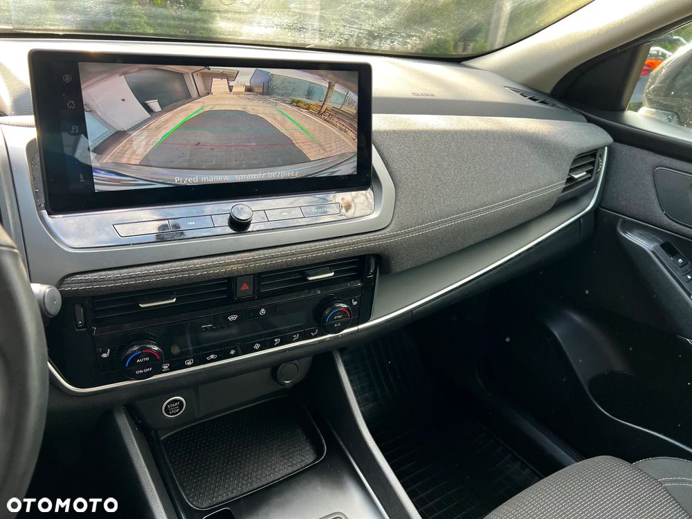 Nissan Qashqai 1.3 DIG-T MHEV Acenta Xtronic - 19