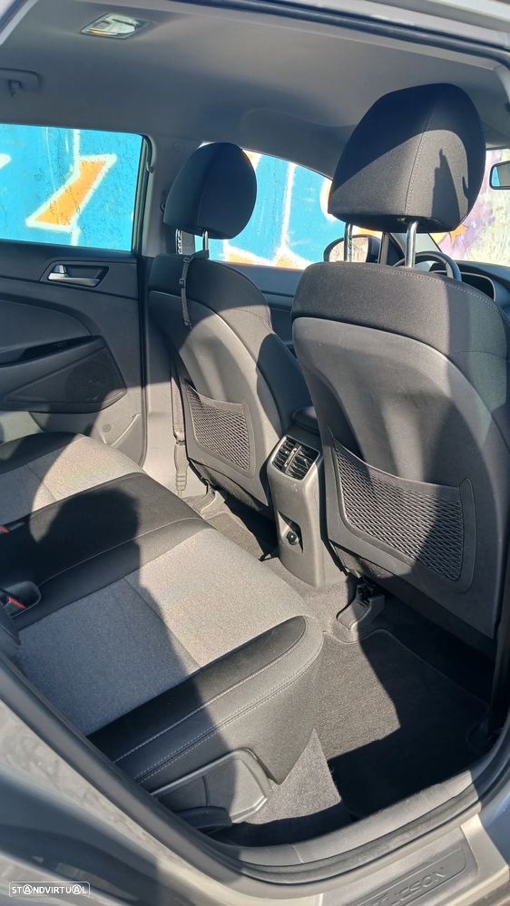 Hyundai Tucson 1.6 GDi Creative Plus - 11