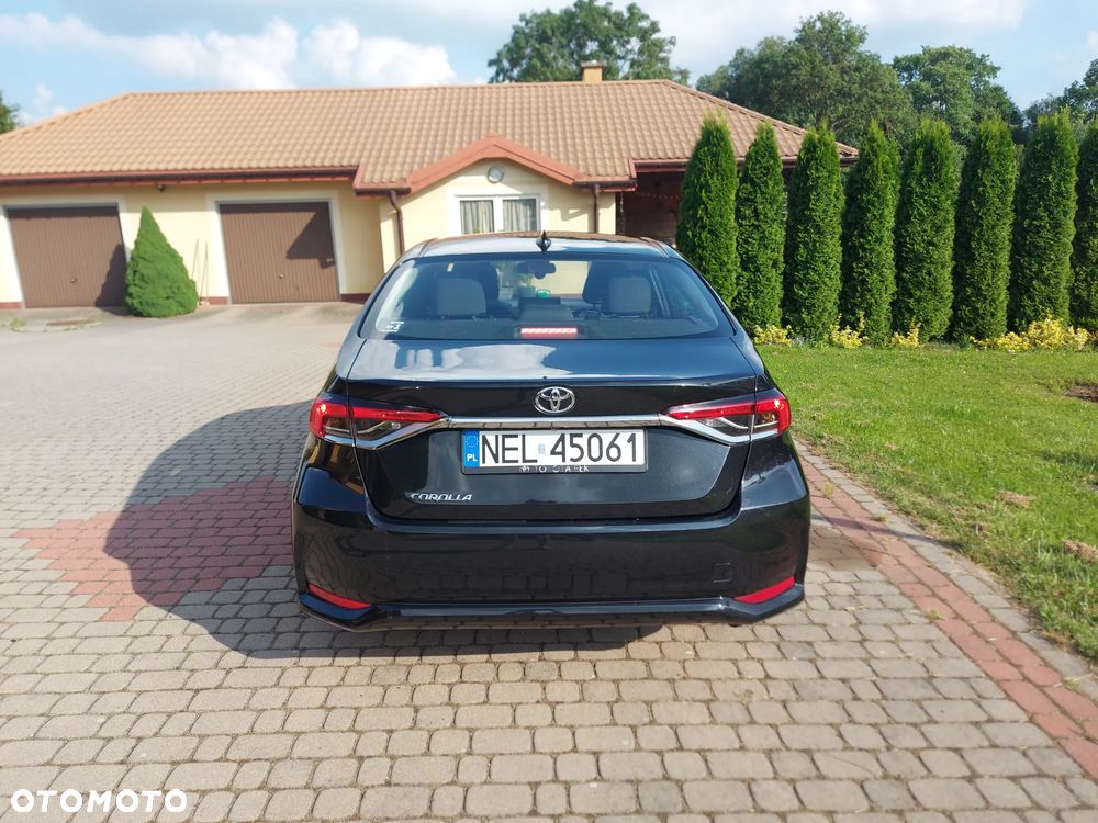 Toyota Corolla - 5