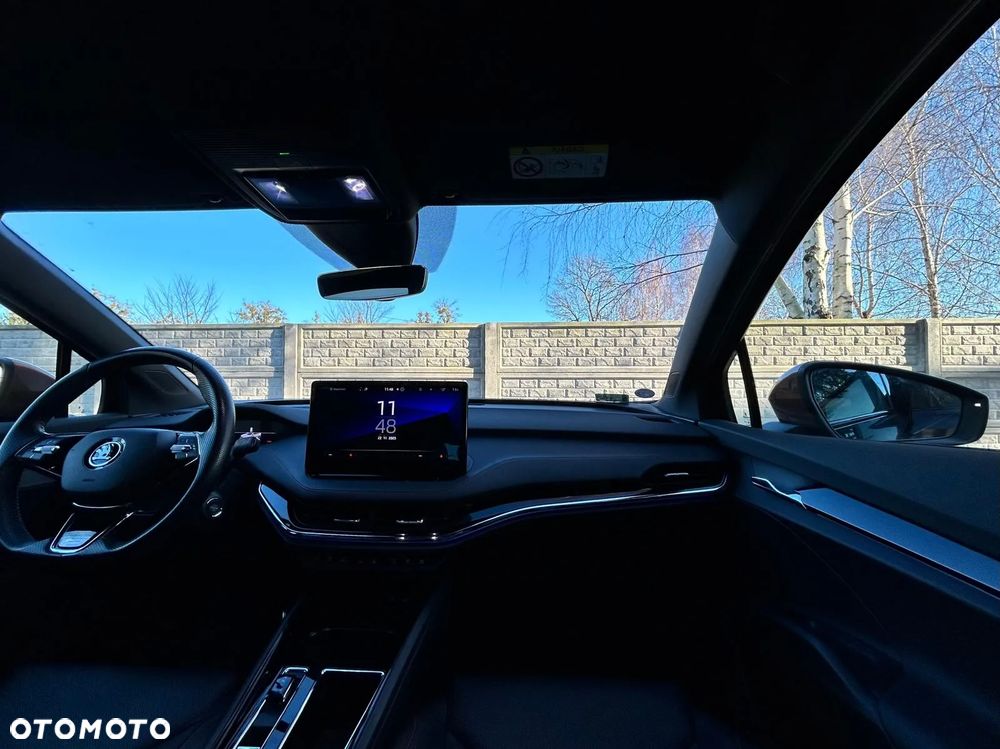 Skoda Enyaq 60 62kWh Founders - 30