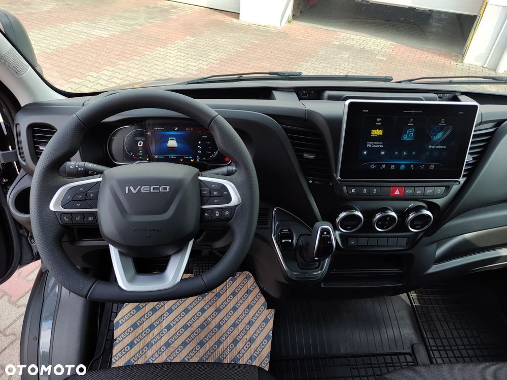Iveco Daily plandeka od ręki ! Automat - 7