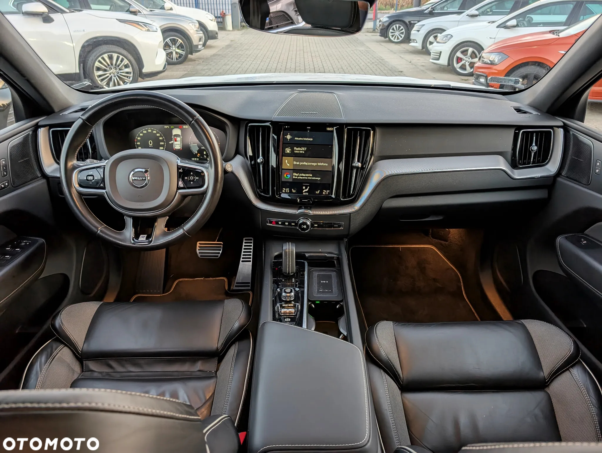 Volvo XC 60 B5 D AWD R-Design - 11