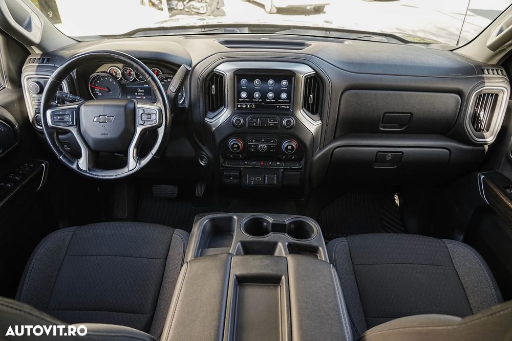 Chevrolet Silverado - 5