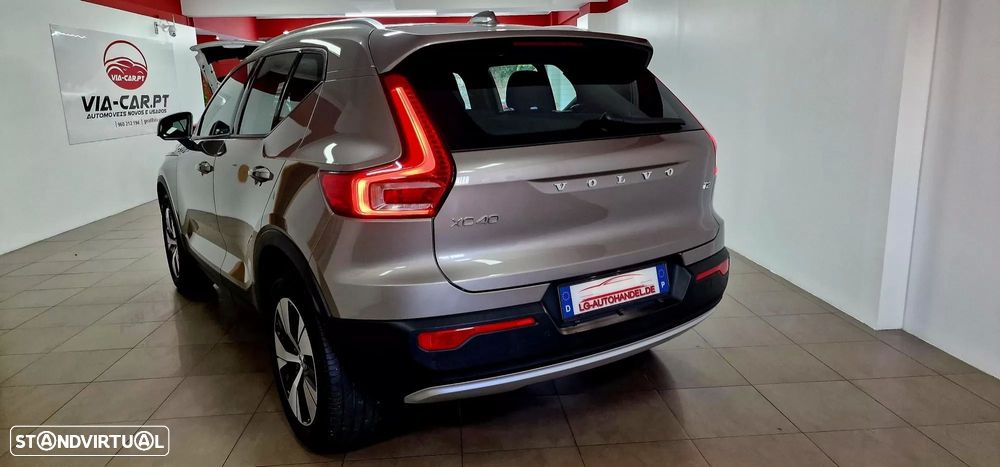 Volvo XC 40 1.5 T2 Momentum Plus Geartronic - 3